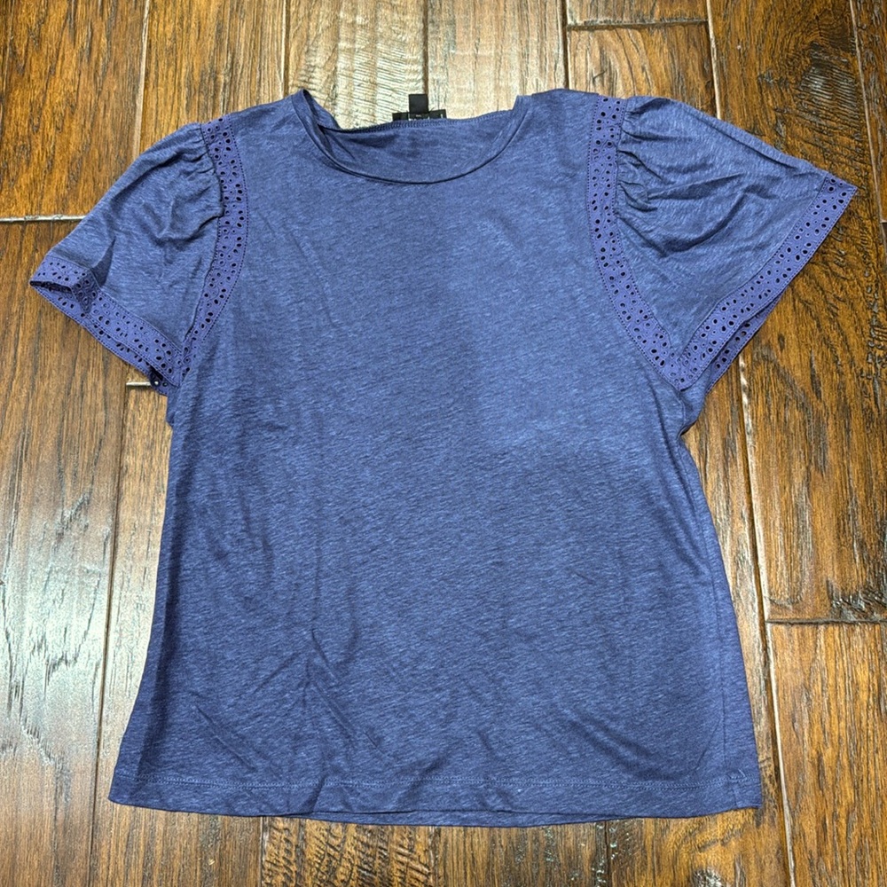 J crew tee, size small